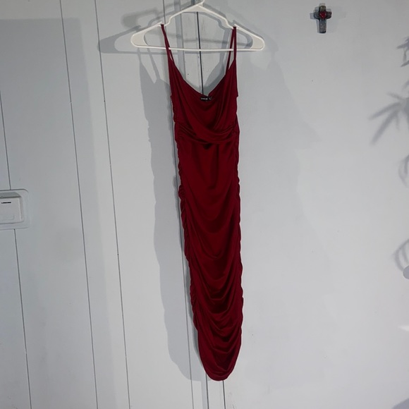 Like new Burgundy midi dress - Picture 4 of 5